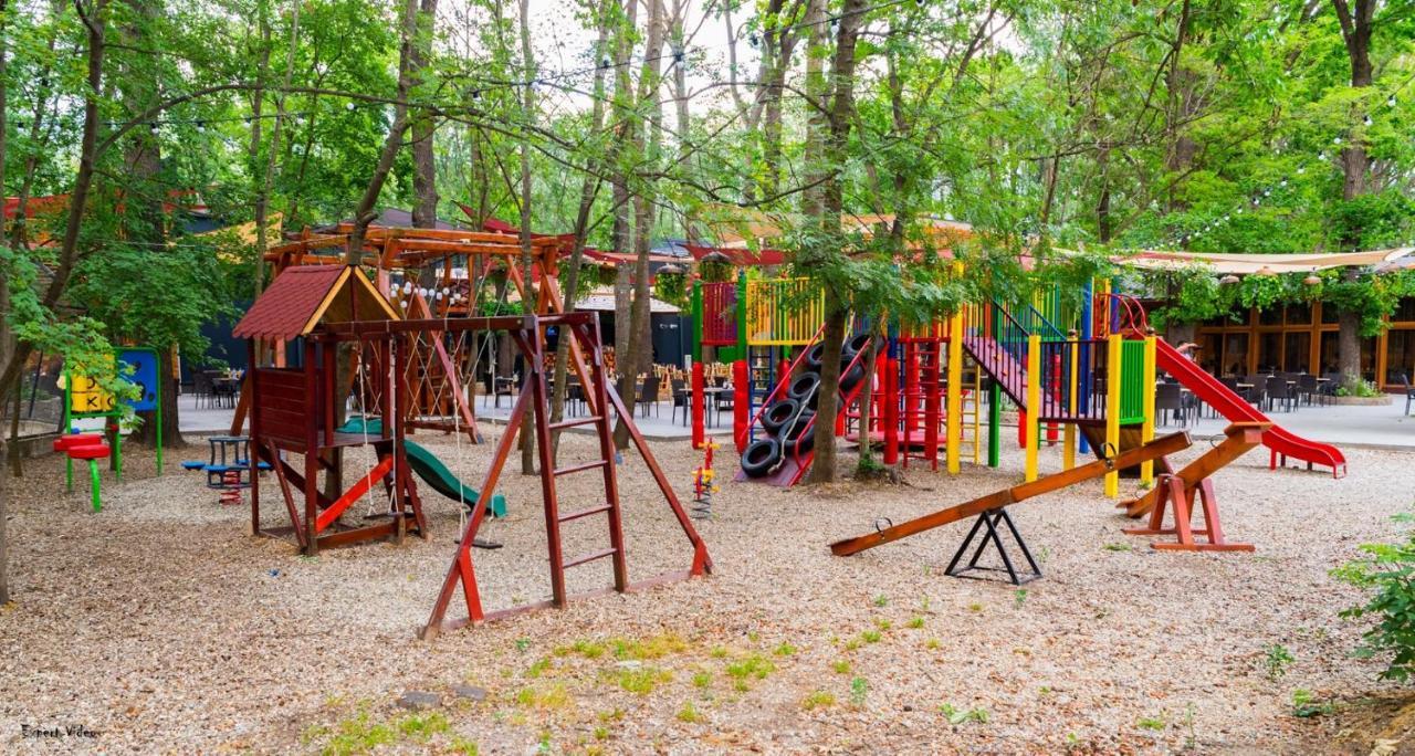 Forest M,Constanta Valu lui Traian 外观 照片